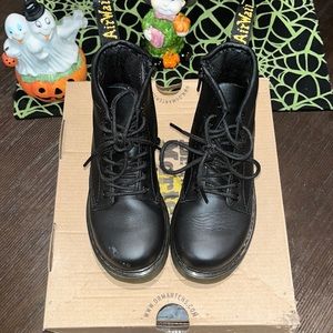 Toddler girls Dr. Marten